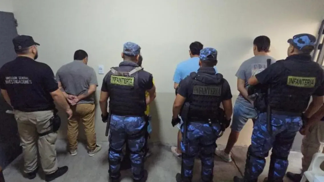 cayo una peligrosa banda en rosario de la frontera les secuestraron armas dinero y drogas
