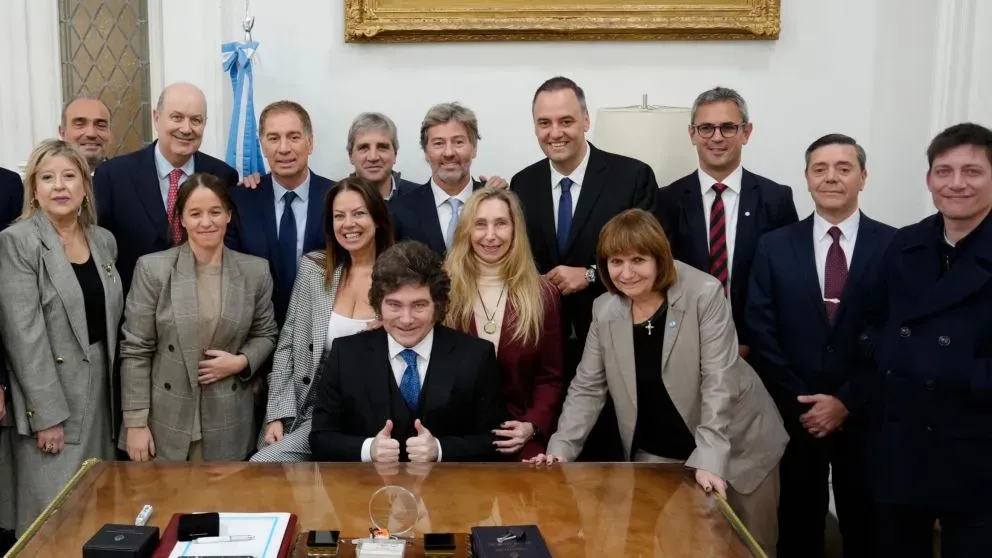 milei volvio a respaldar a adorni no lo voy a ejecutar para ganar una eleccion