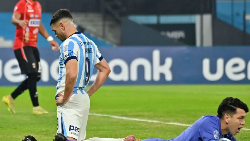 racing quedo eliminado de la copa sudamericana ante caracas de venezuela