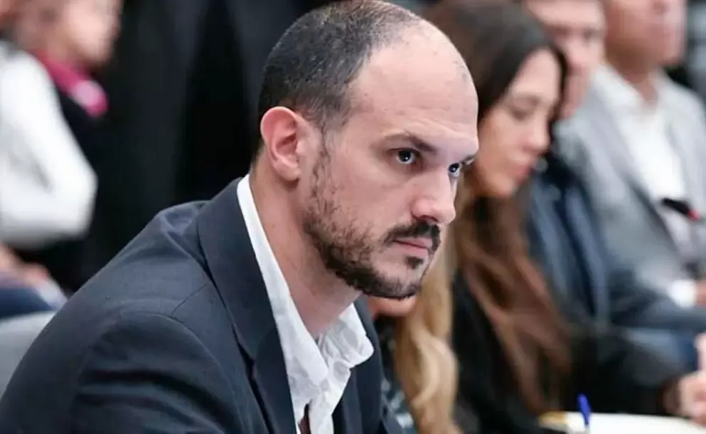 denuncian a un diputado libertario por presunto enriquecimiento ilicito tras comprar una casa de usd 300 mil