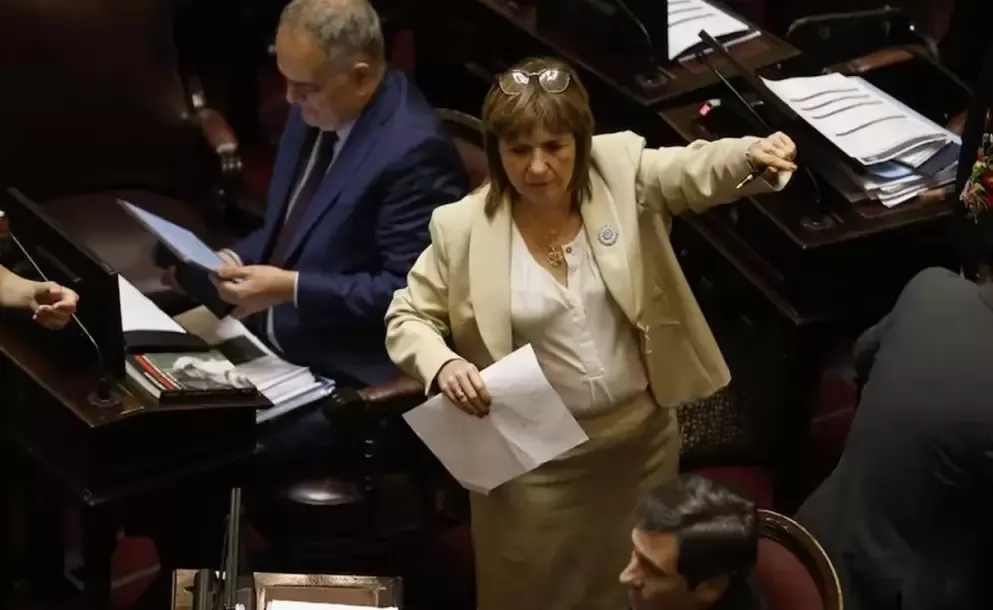 el senado suspendio la sesion de este jueves y postergo la interpelacion a manuel adorni