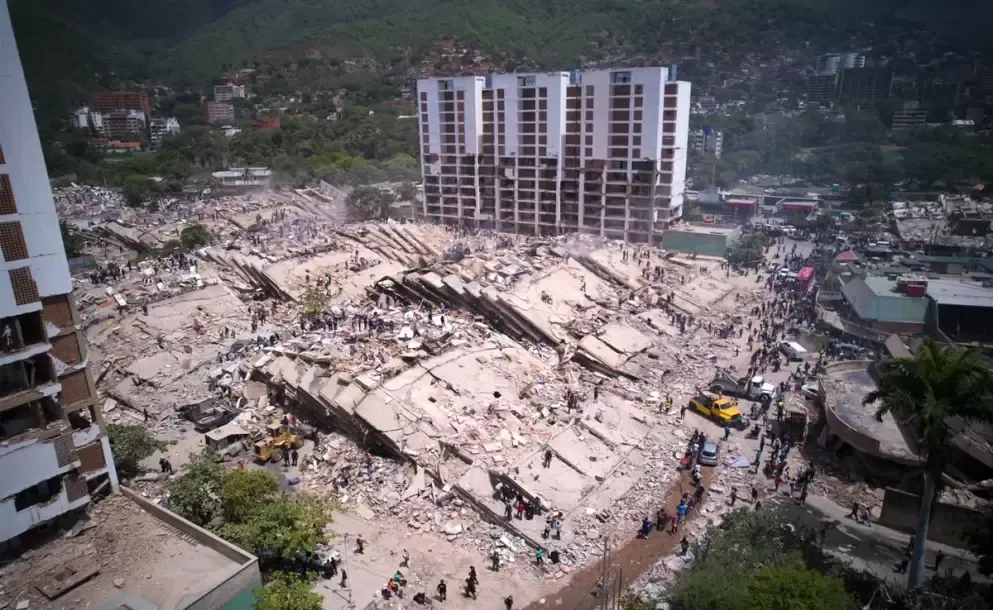 honramos la memoria de las victimas se cumplio un mes del doble terremoto en venezuela