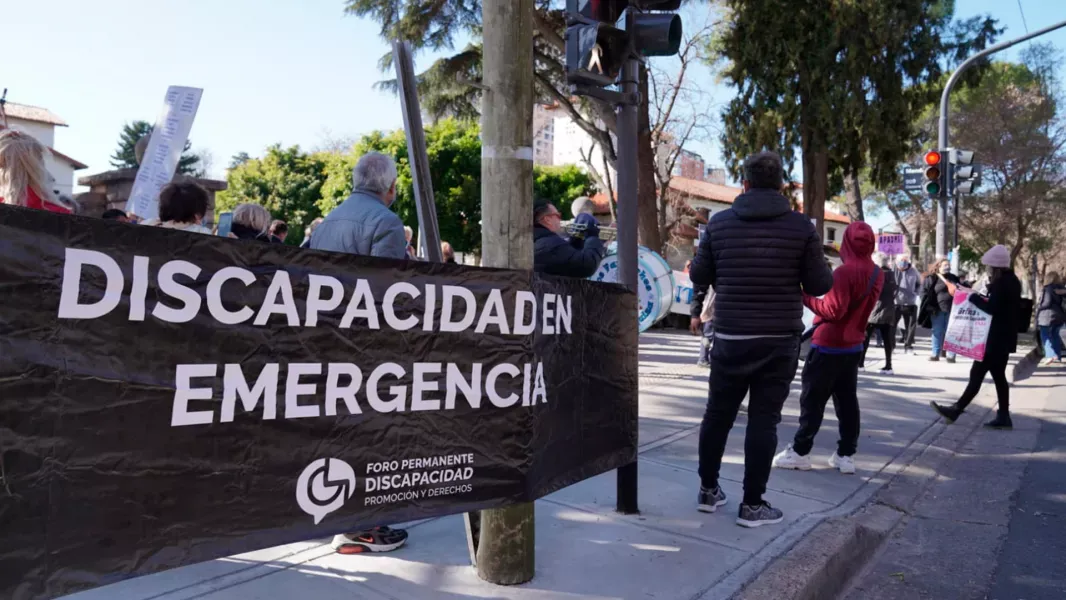 el grito silenciado organizaciones marchan en salta por los derechos de las personas con discapacidad