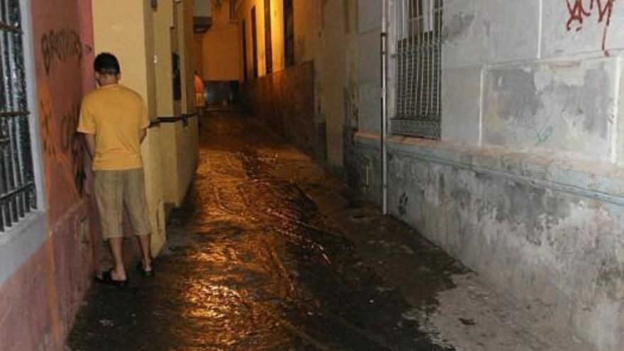 pichanal imputaron a un hombre que orinaba en la calle y agredio a un vecino que se lo reclamo