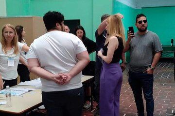 insolito es o se hace lilia lemoine salio del cuarto oscuro con una boleta de milei en la mano video