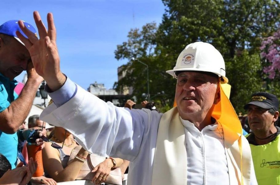 monsenor bernacki cuestiona las mezquindades del poder politico y clama por justicia social