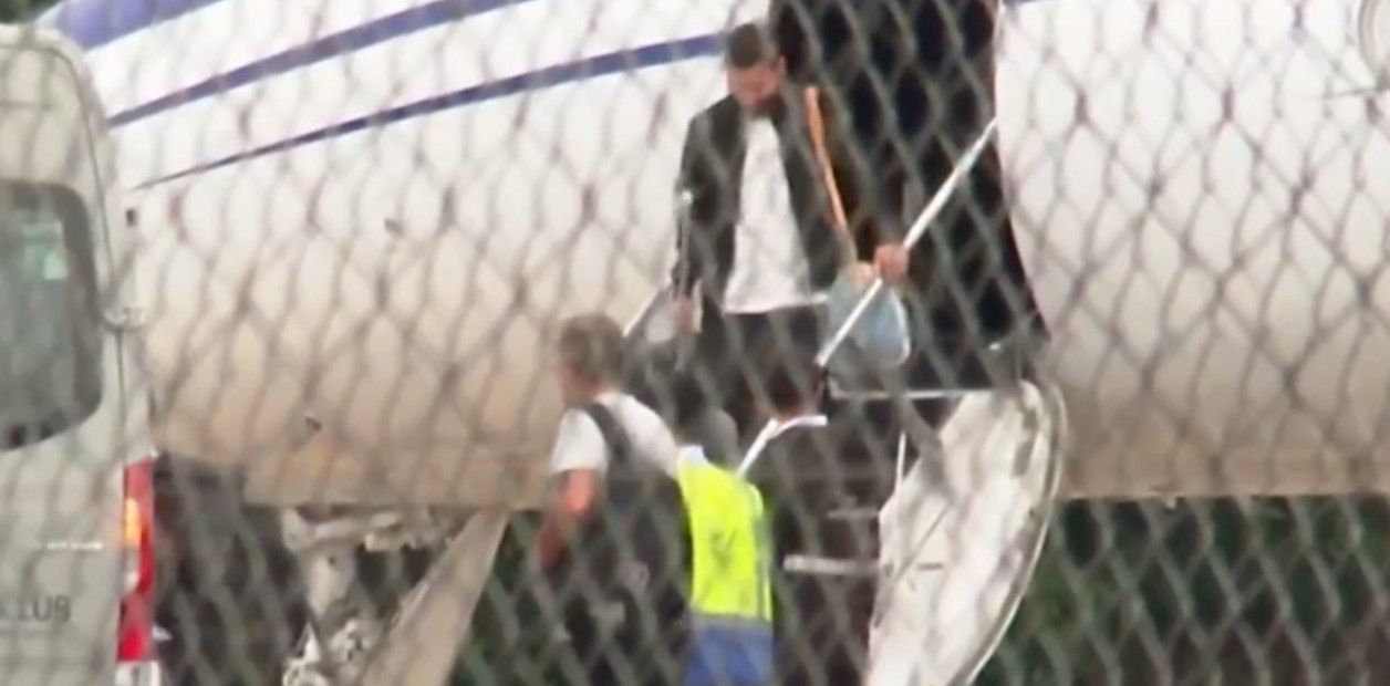 messi ya esta en el pais pero crecen las criticas a la afa por amistosos de bajo nivel