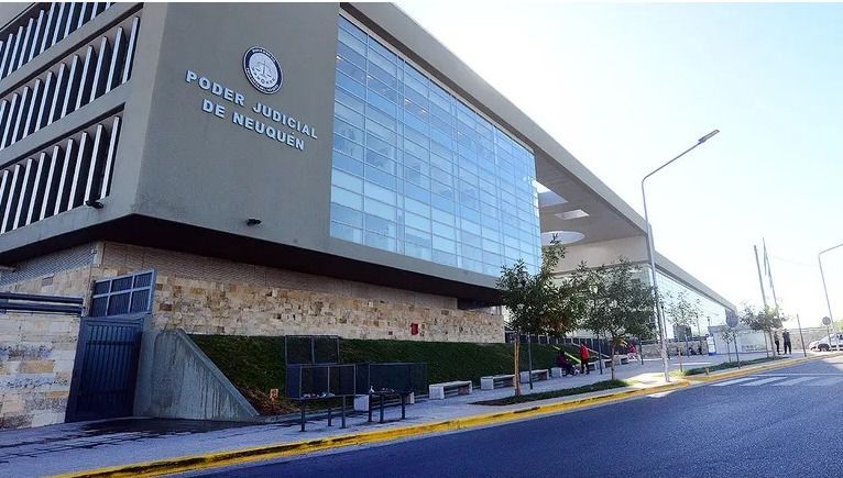 horror en neuquen organizo una pijamada violo a una adolescente y la dejo embarazada