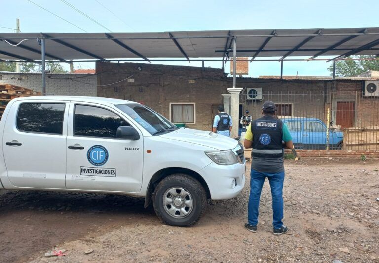 allanamientos en oran dejo detenidos por abuso sexual infantil grooming y estafas virtuales