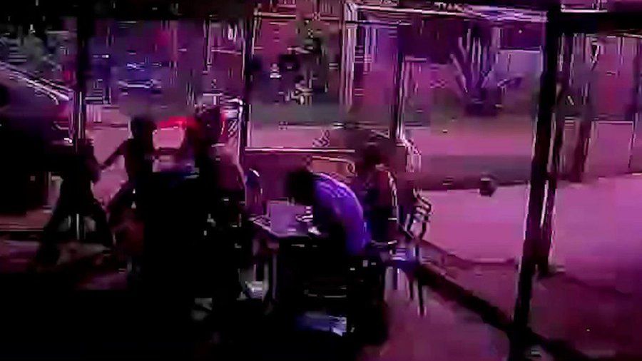 una familia se llevo un susto enorme cuando les cayo un rayo video