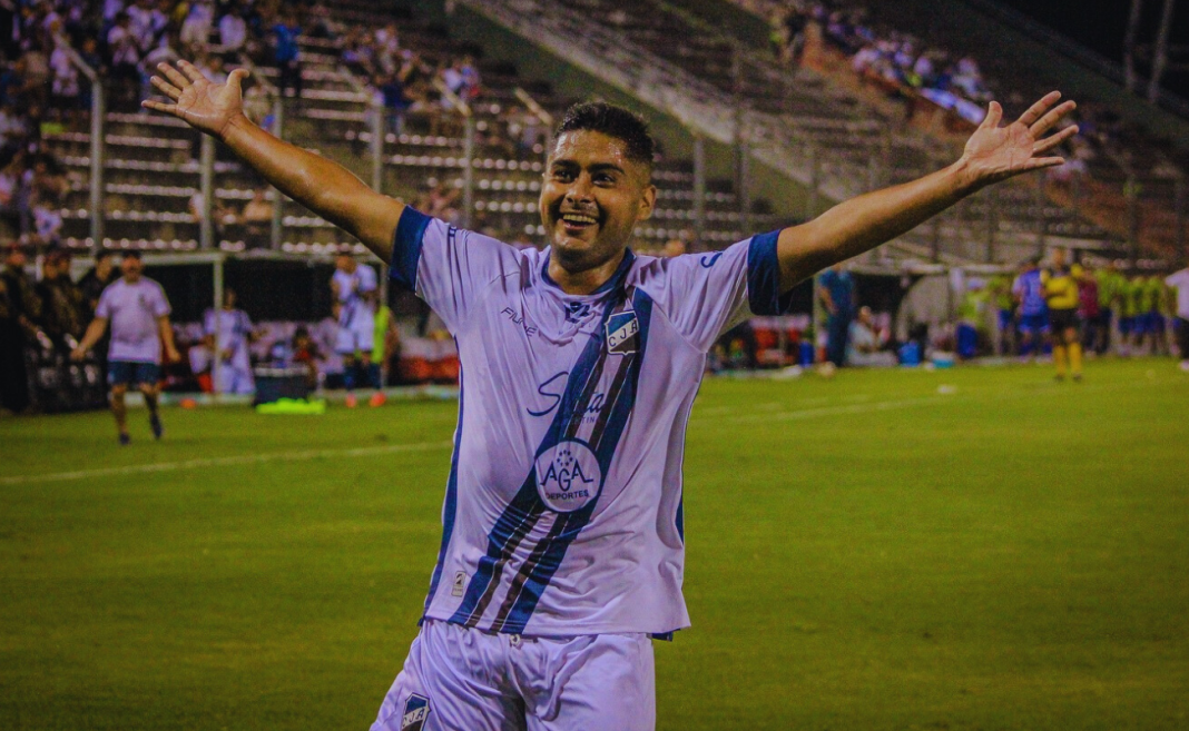 juventud antoniana se mide ante el lider rafaela en el martearena