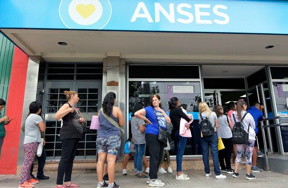 chau plancito el gobierno dara de baja cerca de 30 mil planes sociales por incompatibilidades