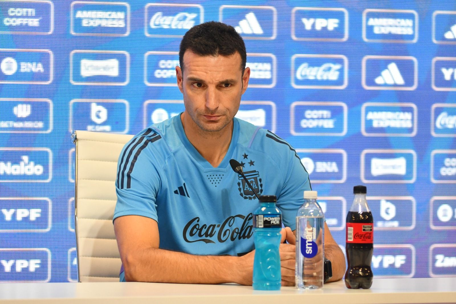 scaloni enfrenta a brasil con cambios el equipo lo tengo decidido pero todavia no se los dije a los jugadores
