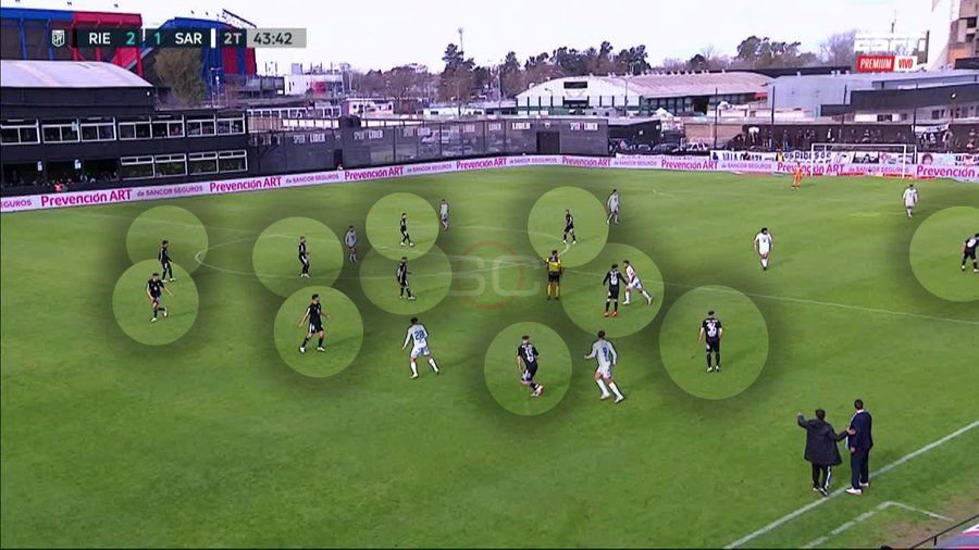 futbol 12 victoria y escandalo para riestra