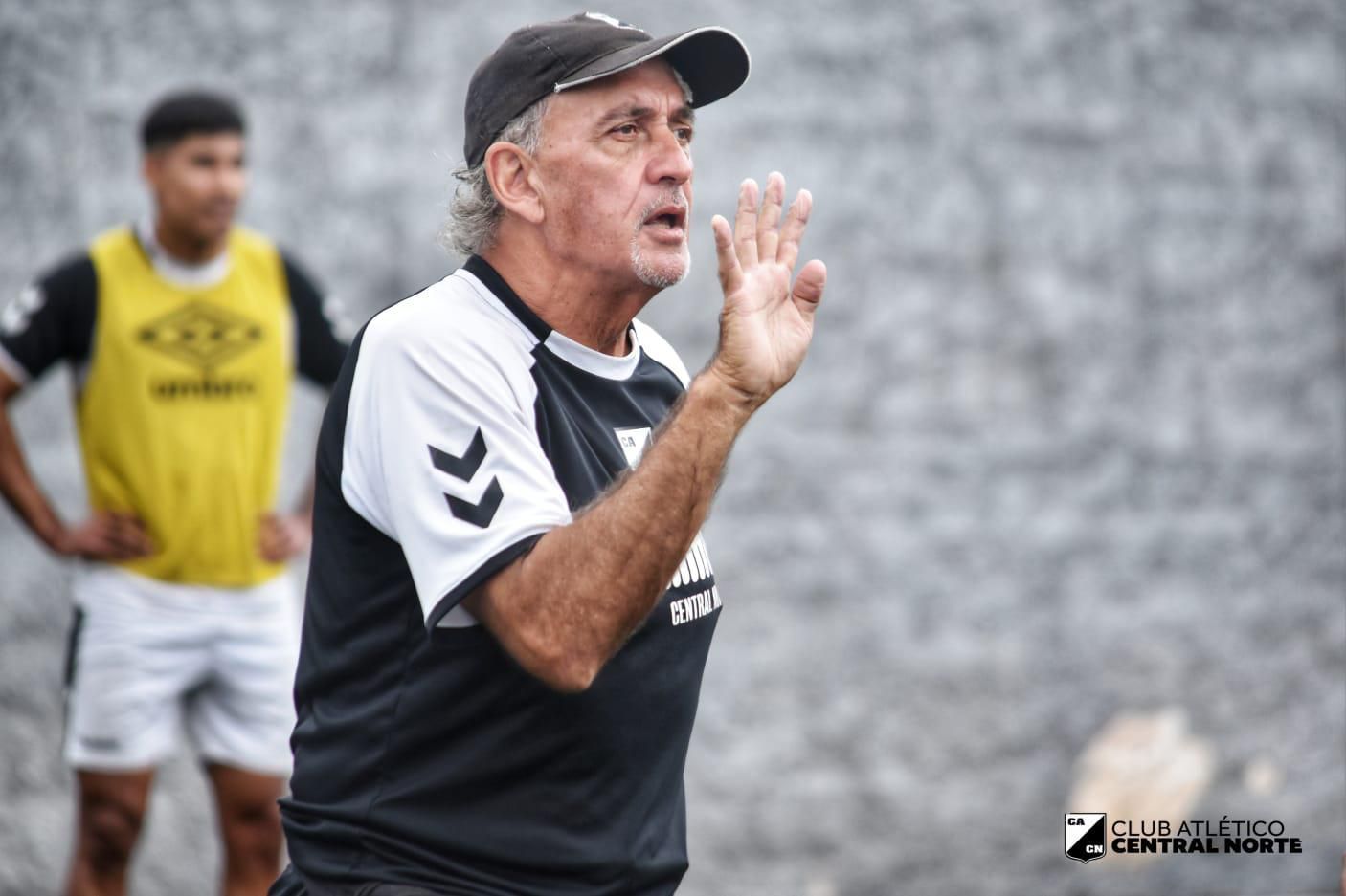 central norte riggio espera por alvacete y tisera para el debut
