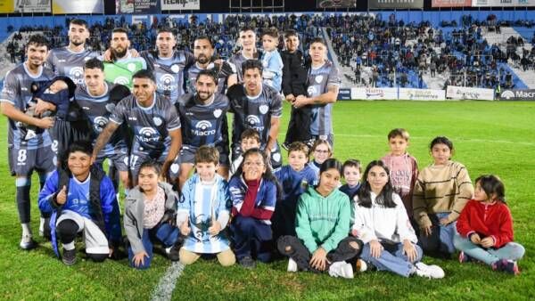 gimnasia y tiro volvio al triunfo vencio a midland y se acerca a la zona de clasificacion