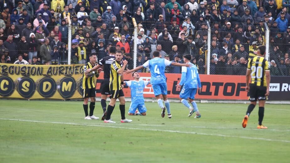 historico ascenso a primera de estudiantes de rio cuarto