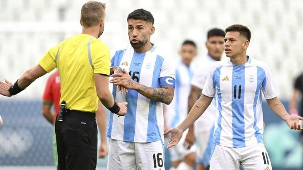 papelon olimpico en el futbol argentina perdio por un gol anulado despues de dos horas