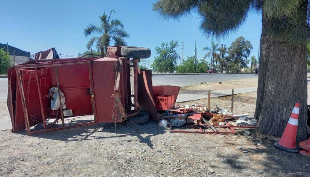 tremendo accidente por culpa de un borracho atropello a dos vendedores ambulantes