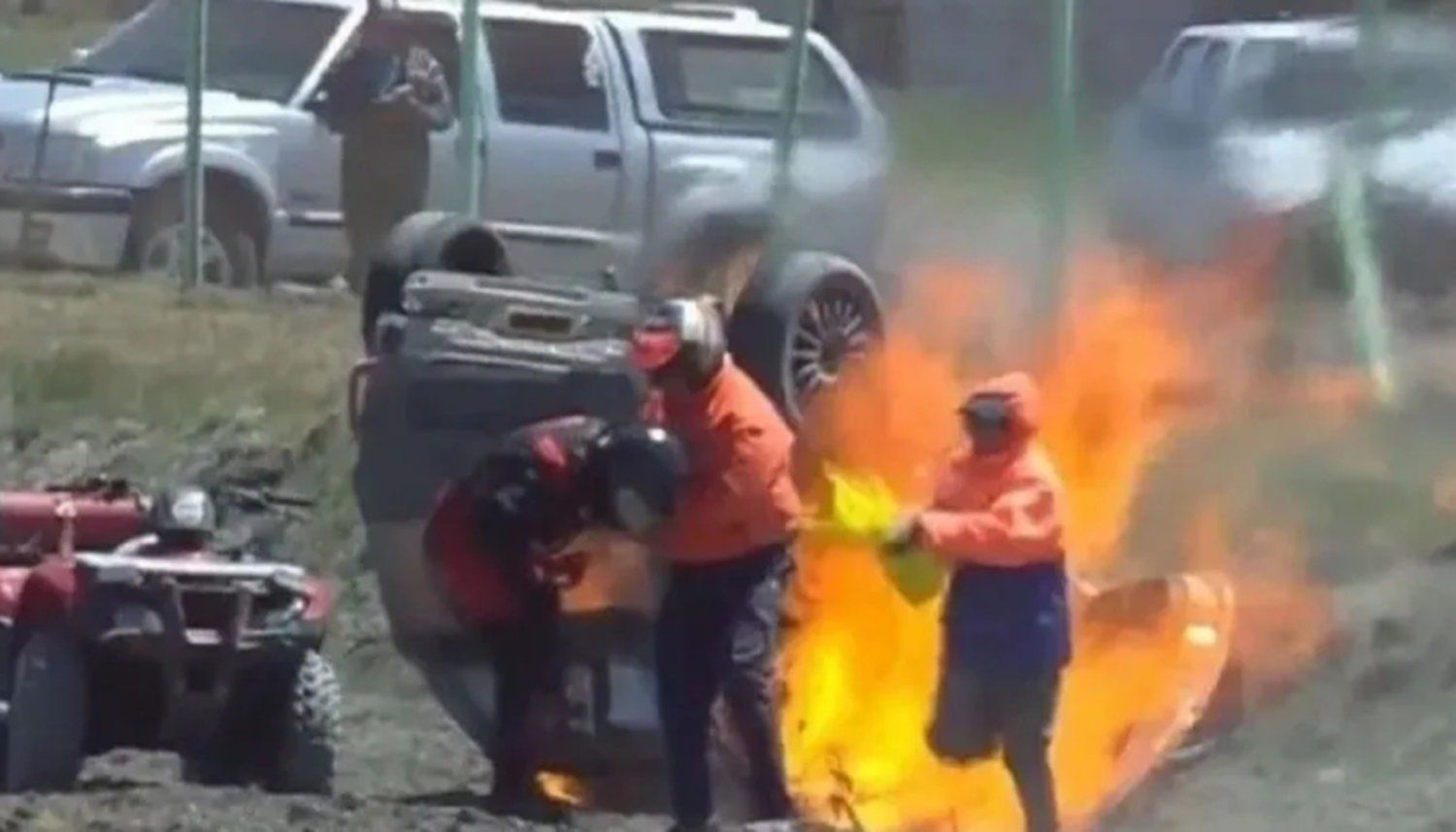turismo carretera piloto de 16 anos casi muere por una explosion en su auto video
