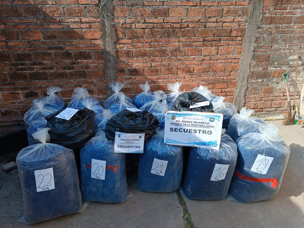 ojo coqueros peligra el mercado de la coca por el decomiso de 500 kilos valuados en 10 millones de pesos