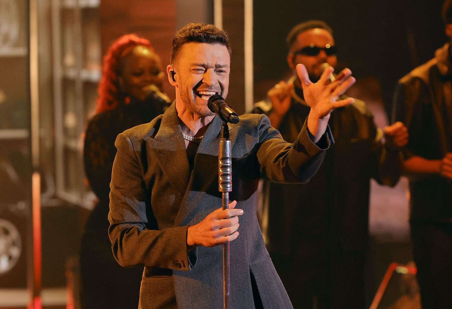 lollapalooza dia 1 justin timberlake debuta en argentina y alanis morissette regresa tras 15 anos