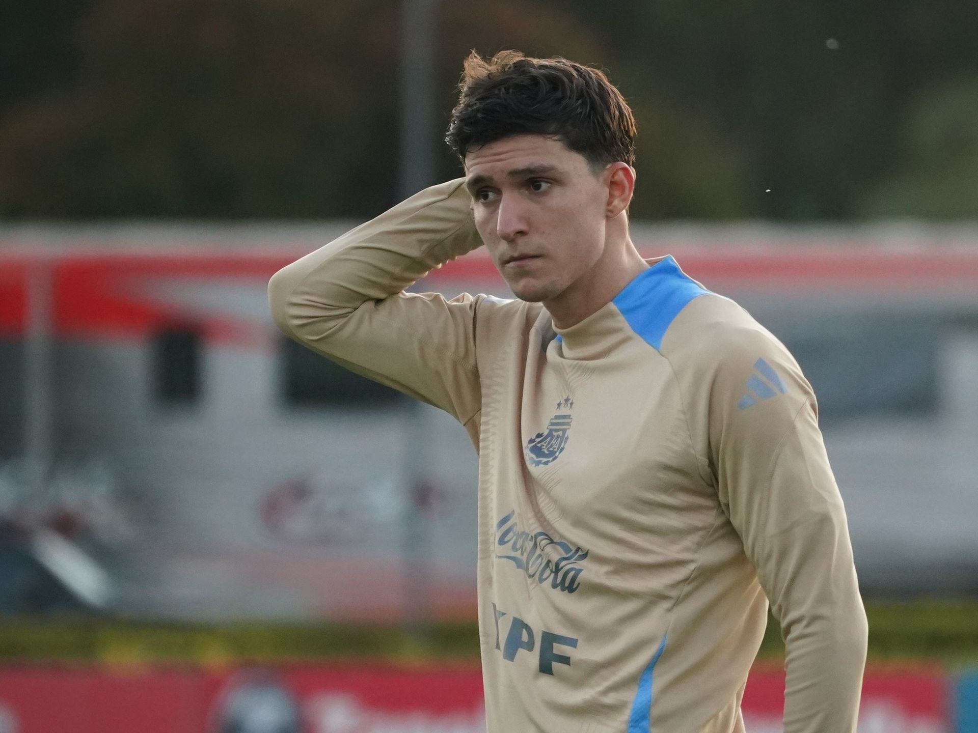 alarma en la seleccion balerdi sufrio un desgarro y esta en duda para el mundial