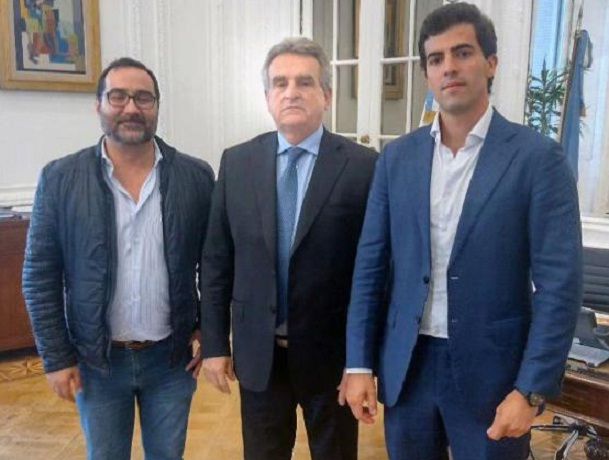 marcos urtubey el politico camaleonico que se sumo al gobierno de milei cambia de bando segun su conveniencia