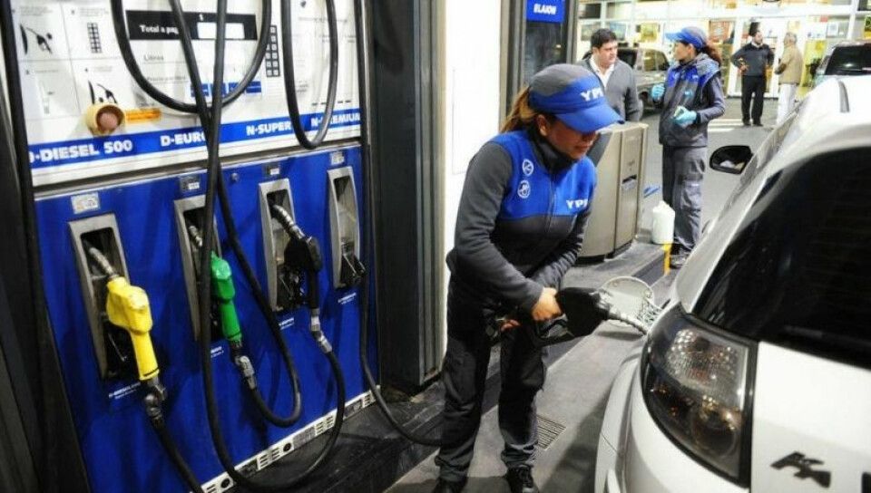 cargar nafta en salta ya cuesta mas de 100 000 otro mazazo al bolsillo