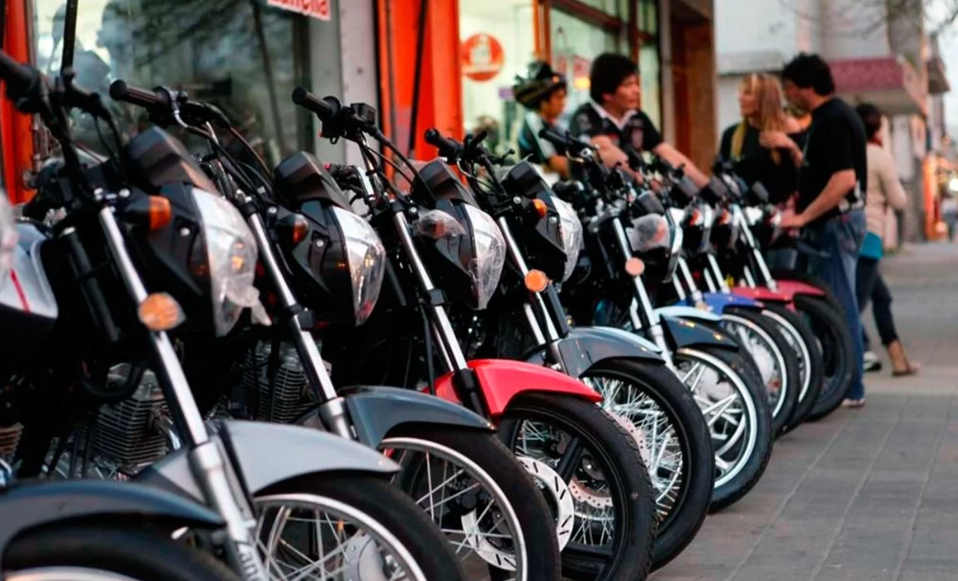 desde este lunes hay un nuevo requisito para quienes compren una moto 0 kilometro