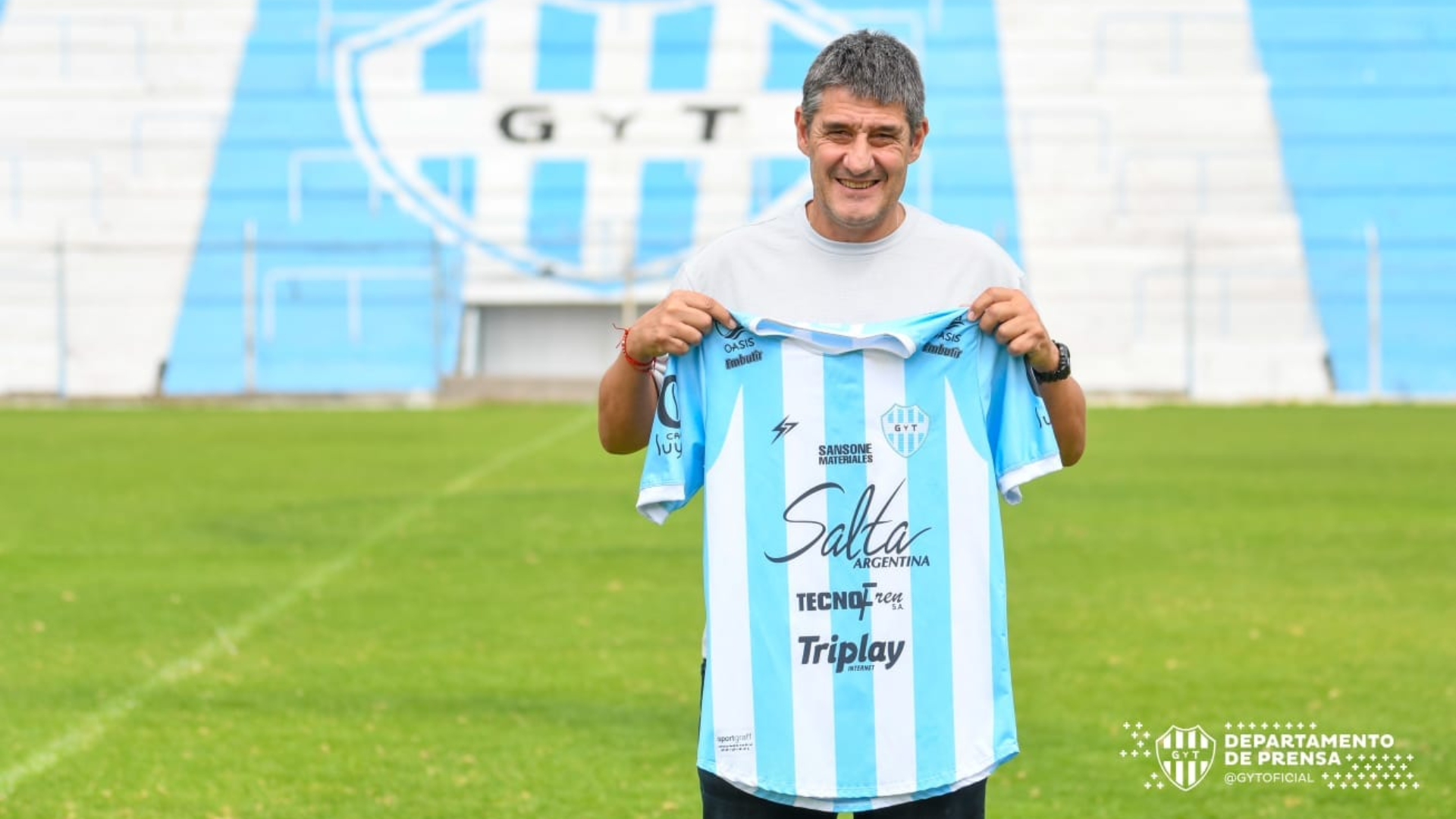 presentaron al nuevo dt del albo y ya piensa en el armado del plantel