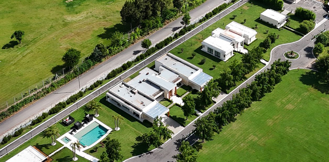 golpe contra chiqui tapia y toviggino anulan el fallo que paso la causa de la mansion de pilar a un juez amigo de la afa