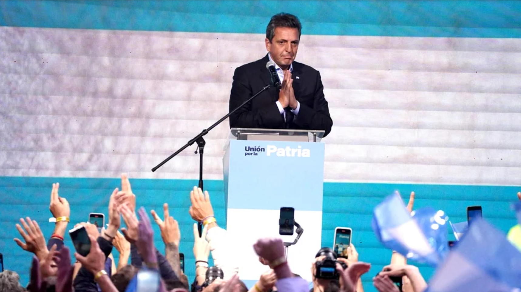 emocionado massa se mostro alejado del kirchnerismo y anuncio el fin de la grieta