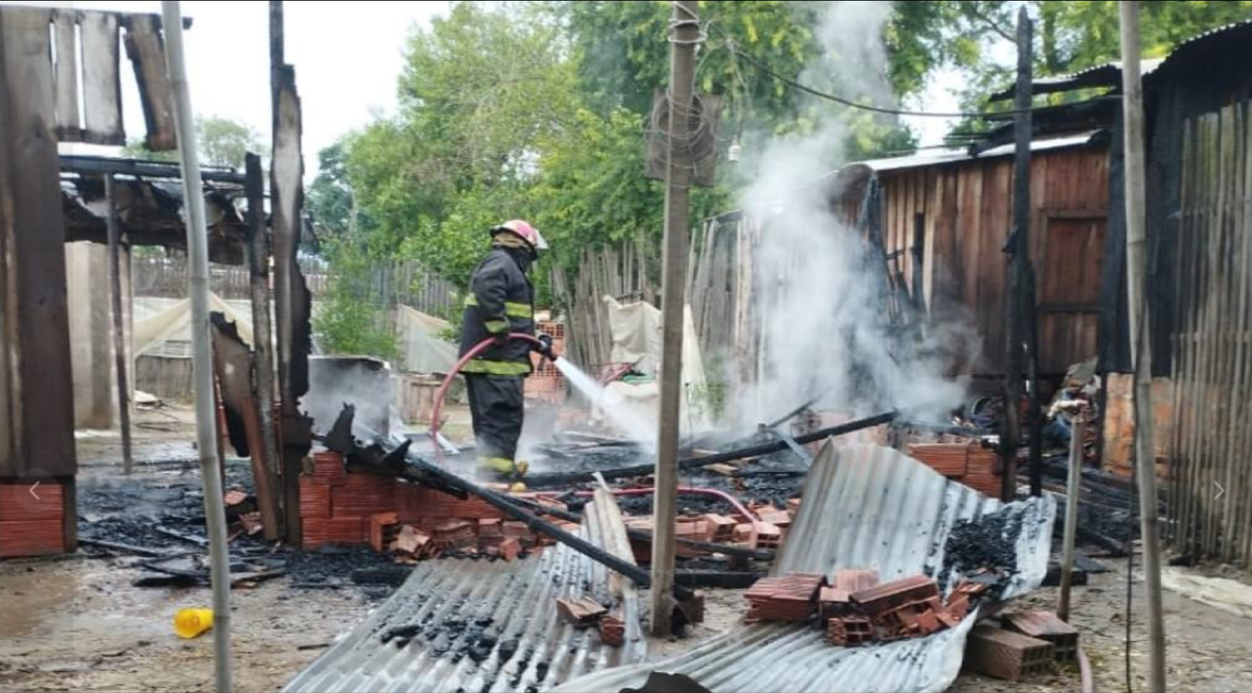 oran un abuelo perdio todo luego de que su casilla se prendiera fuego
