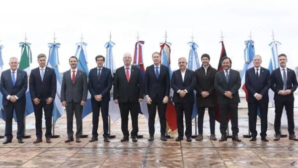 saenz y los gobernadores del norte reclamaron a nacion por las asimetrias energeticas y la falta de gas