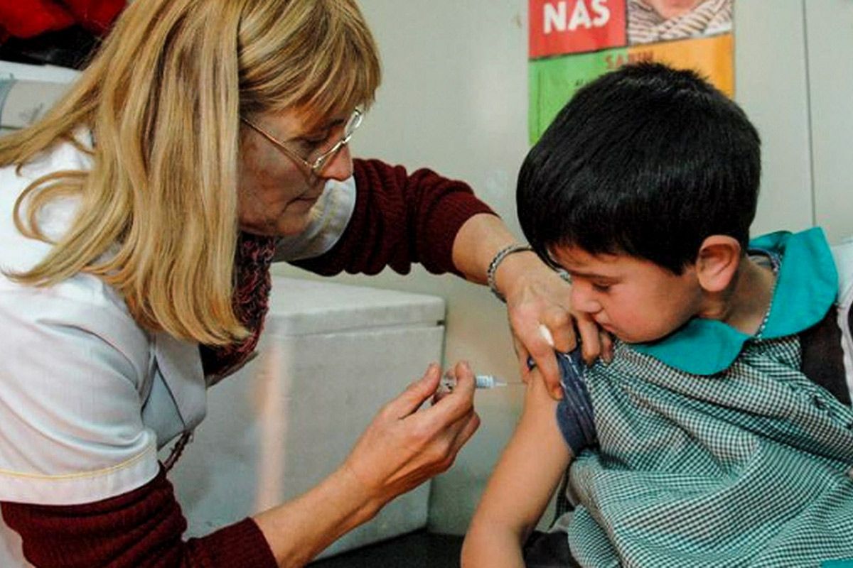 salta refuerza la vacunacion contra la tos convulsa ante la alerta sanitaria regional
