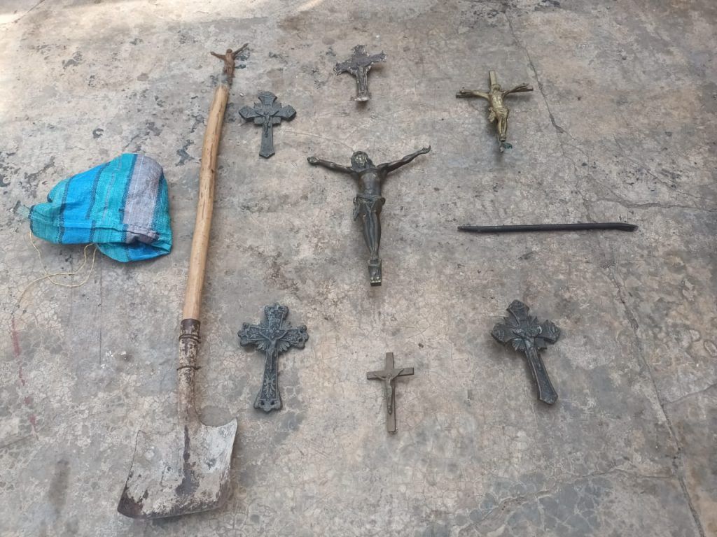 no tienen perdon de dios robaron bronce del cementerio en mosconi