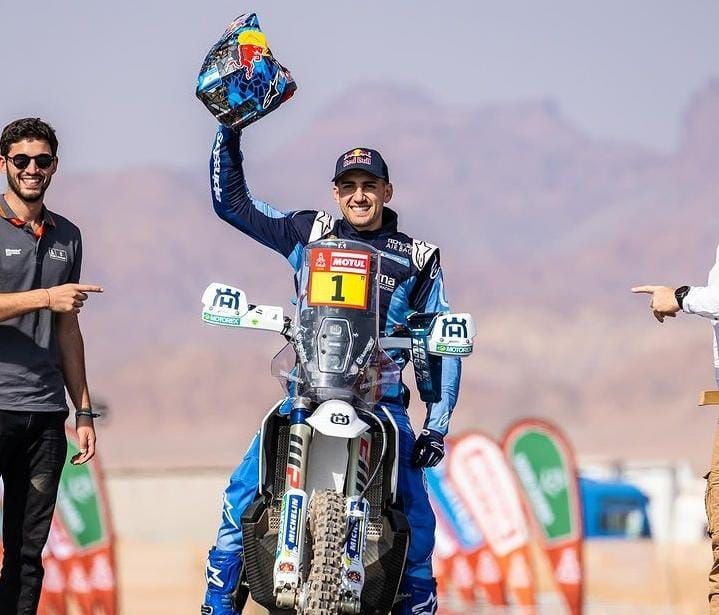 el salteno luciano benavides segundo del podio sudamericano de motos en la etapa 2 del dakar
