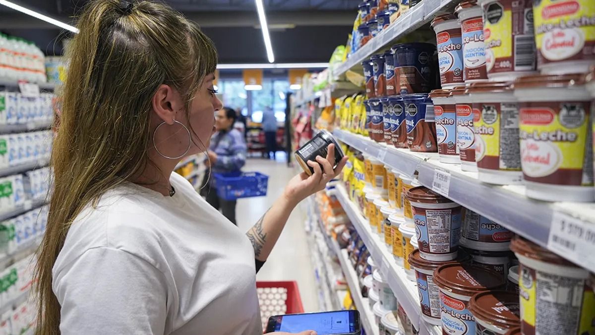 segun el indec la inflacion de noviembre fue del 24 y acumula un 112 en el ano