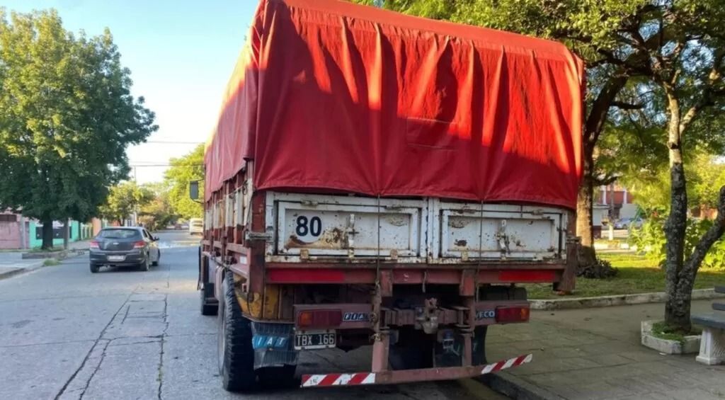 joven motociclista fallecio en un tragico accidente en metan