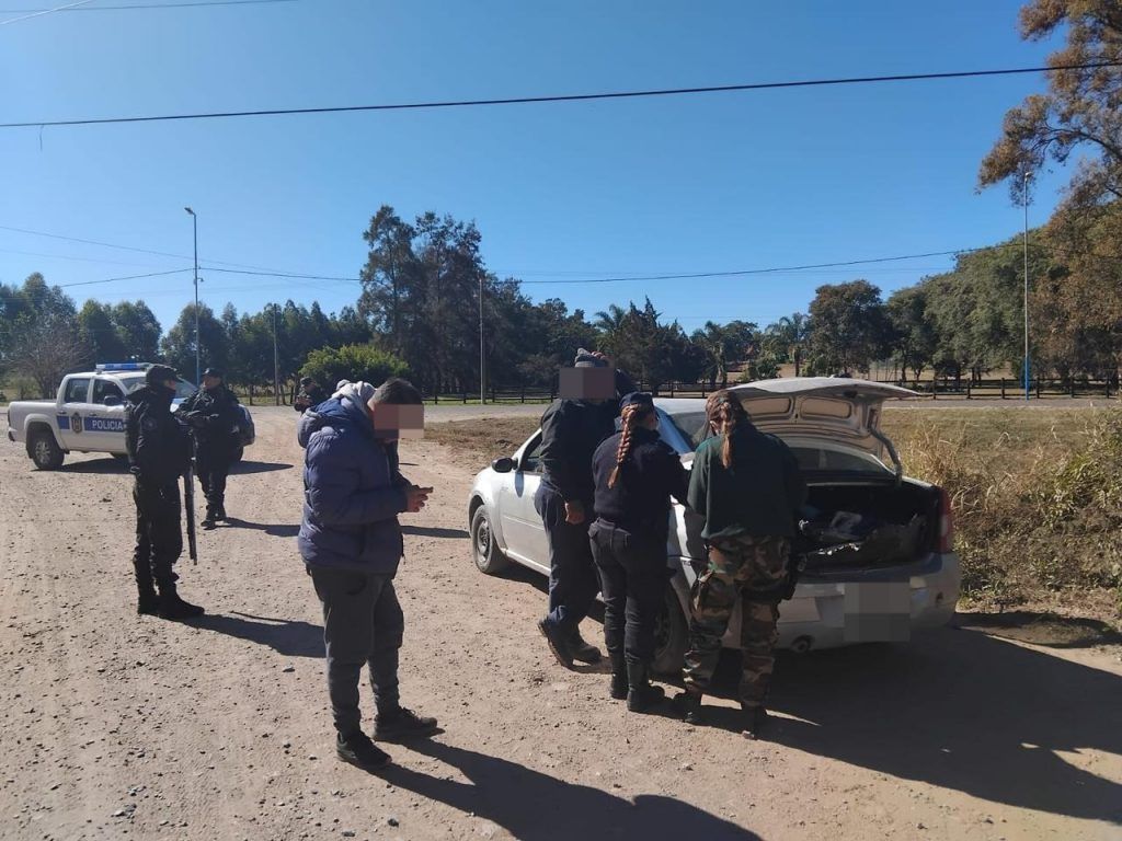 rosario de la frontera decomisaron carne en la ruta la llevaban en el baul del auto