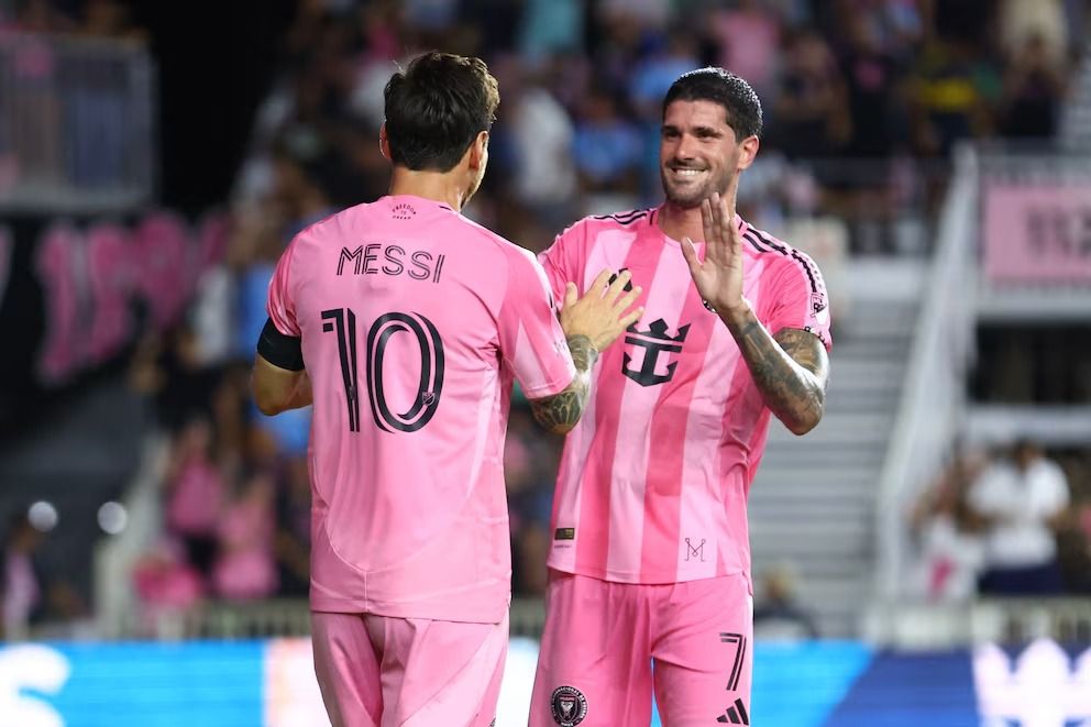 volvio la pulga con golazo y asistencia de messi el inter de miami gano y sigue en carrera