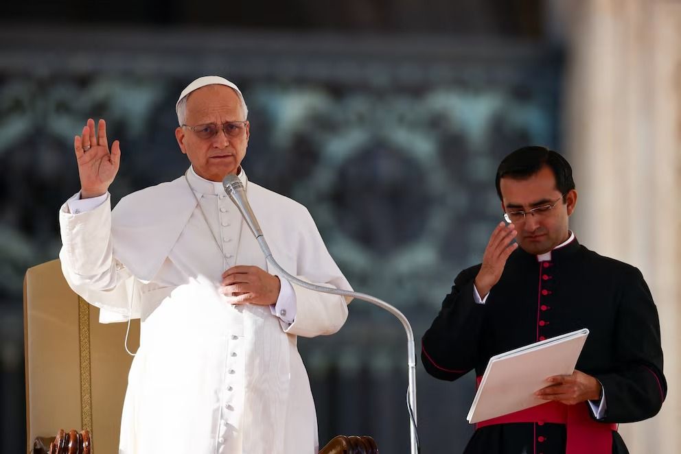 el papa leon xiv afirmo que no permanecera de brazos cruzados ante las violaciones de los derechos humanos