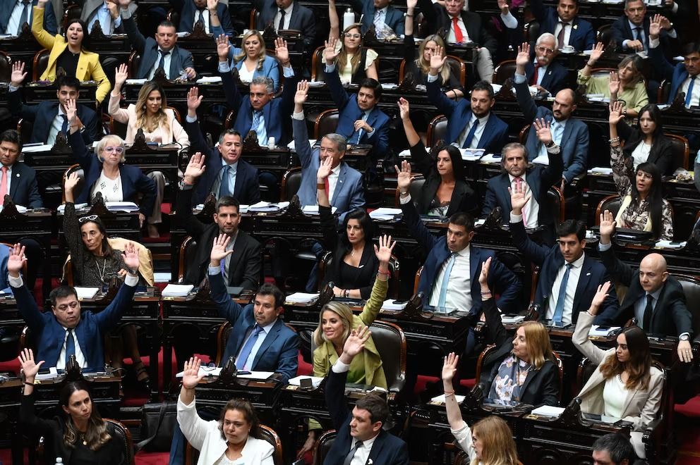 reforma laboral en diputados se debate el proyecto y la sesion duraria al menos 12 horas