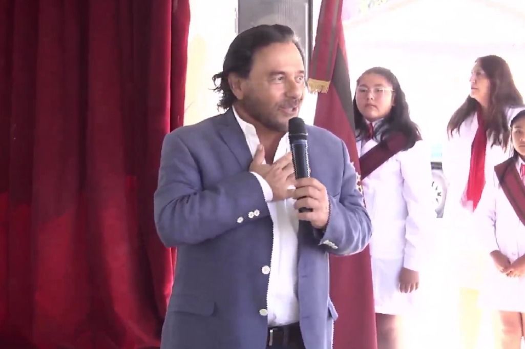 saenz llevo el inicio de clases a cachi y reforzo su reclamo federal