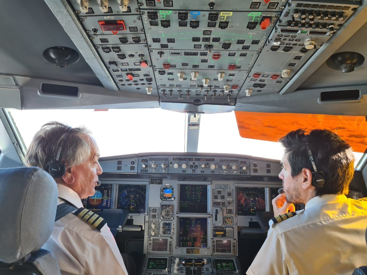 aerolineas argentinas el 10 de junio habra un paro de pilotos que afectara ezeiza y aeroparque