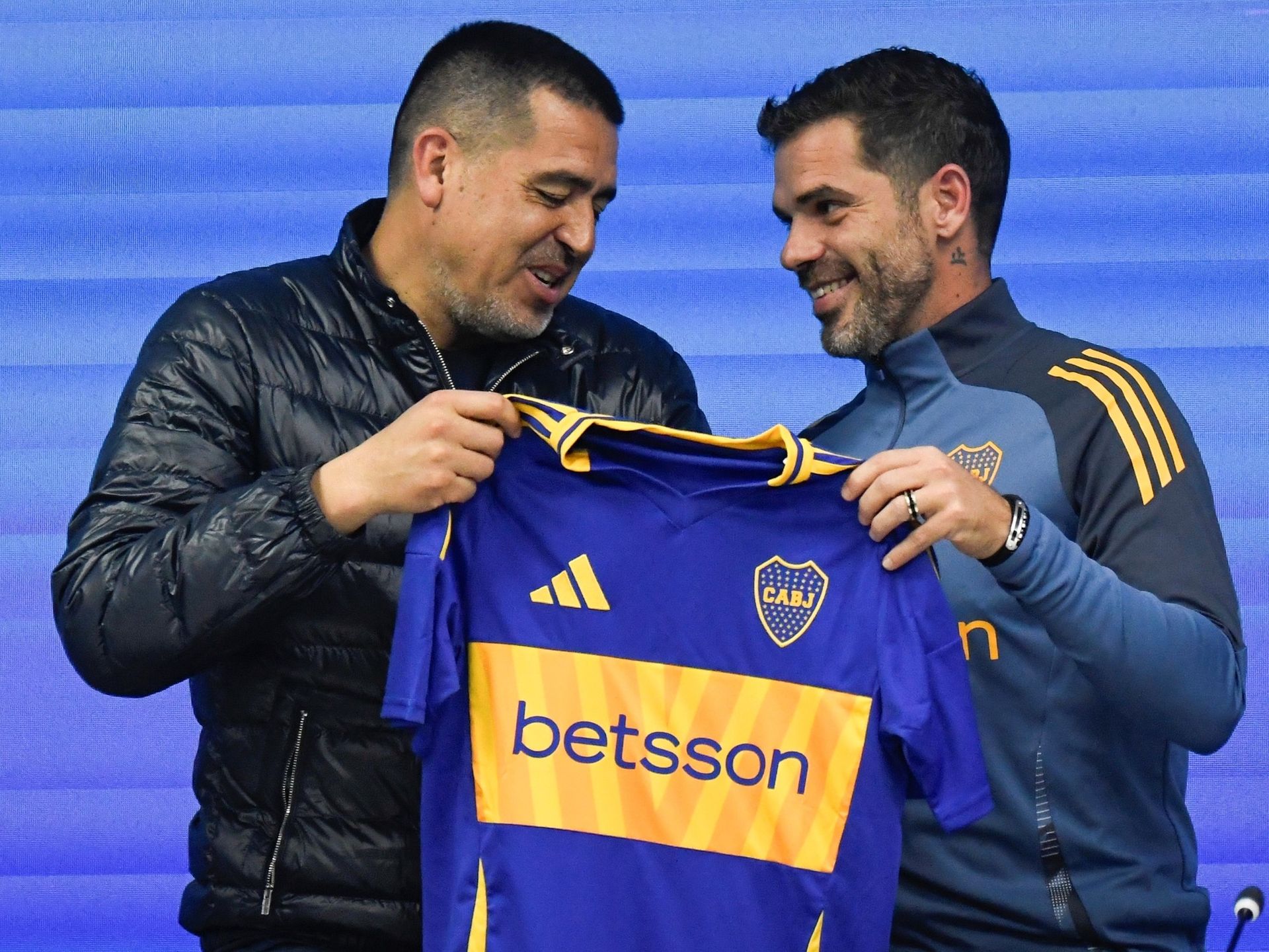 riquelme rompio el silencio hablo sobre gago desmintio contactos con milito y respondio a los dichos racistas de anello