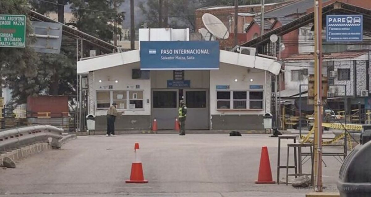 investigan a aduaneros de salvador mazza por el robo de mercaderia secuestrada