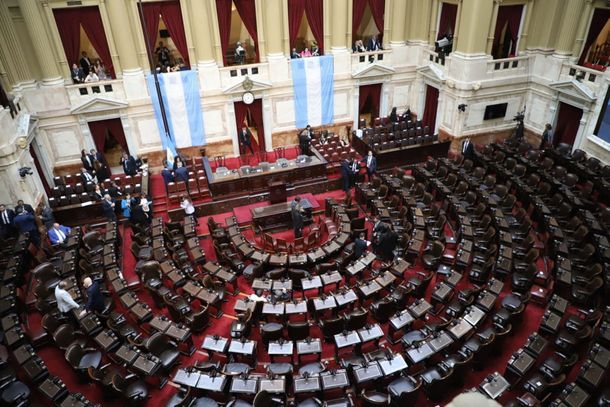 diputados y senadores nacionales se aumentaron un 30 los sueldos
