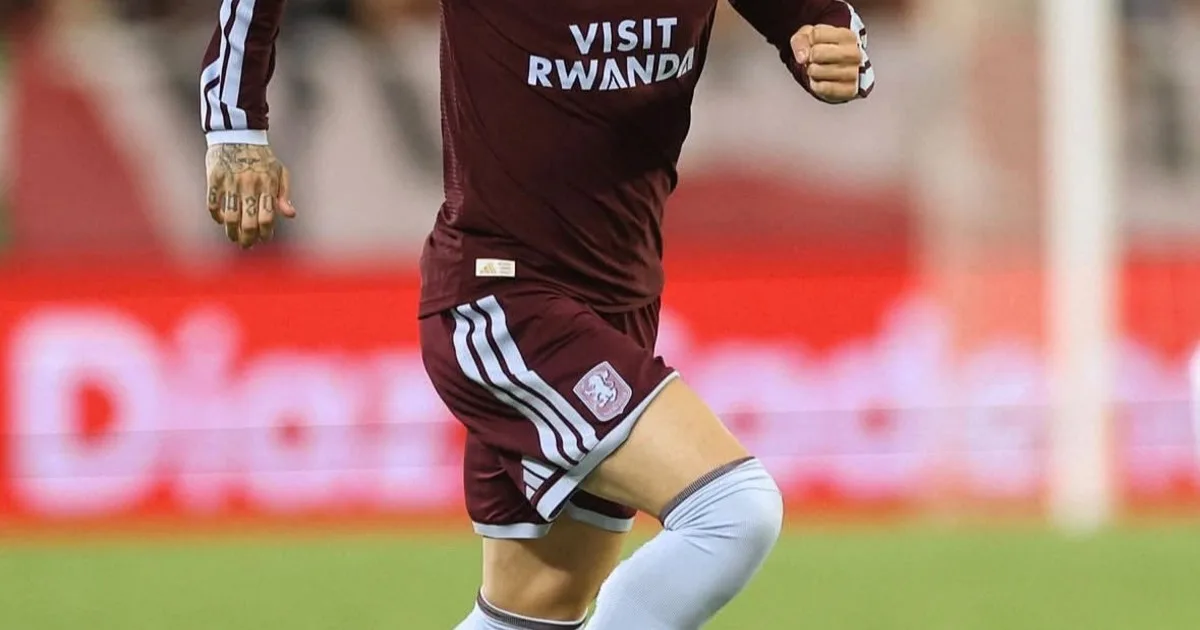 Aston Villa podría limitarle los minutos a Garnacho para no pagarle 43 millones de libras al Chelsea